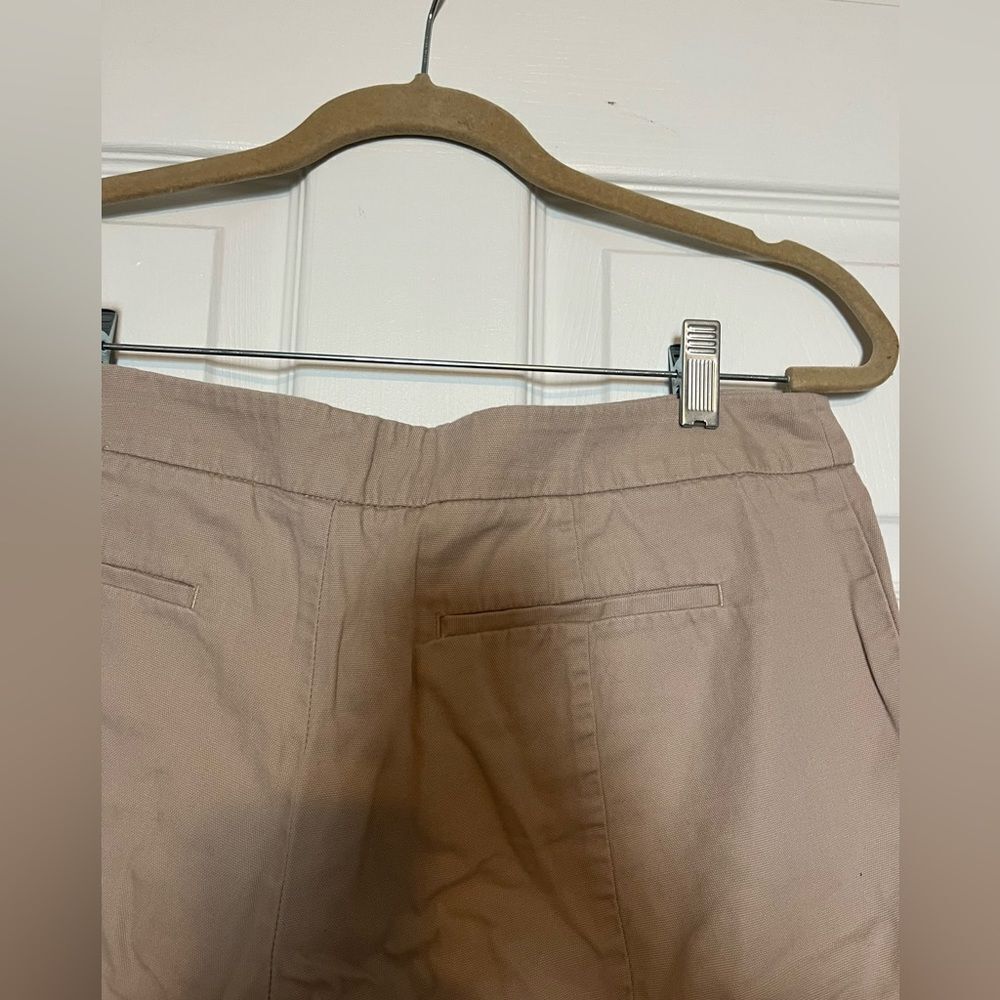 Gap Khaki Shorts - Picture 5 of 5